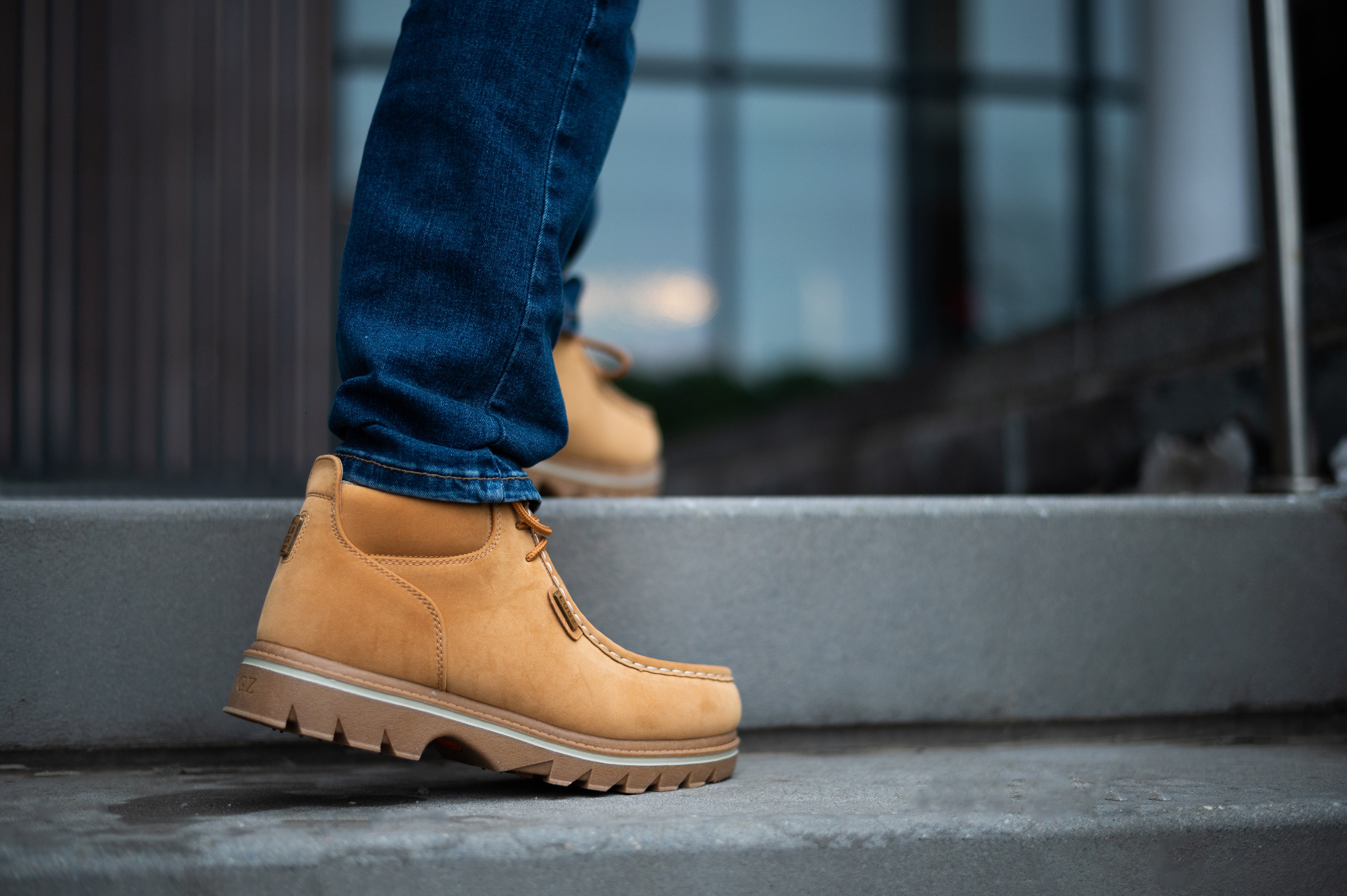 Men's Fringe Moc Toe Boot