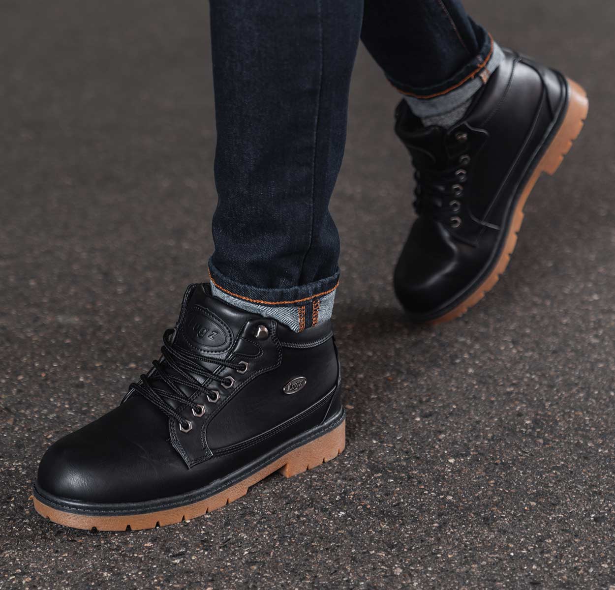 Mens Mantle Mid Lifestyle Image Black