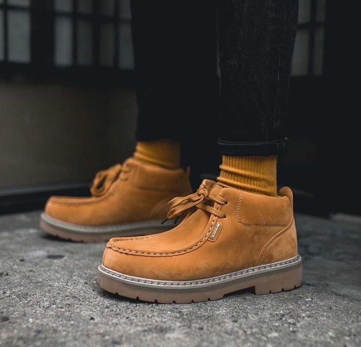 Men Strutt Lifestyle Image Wheat